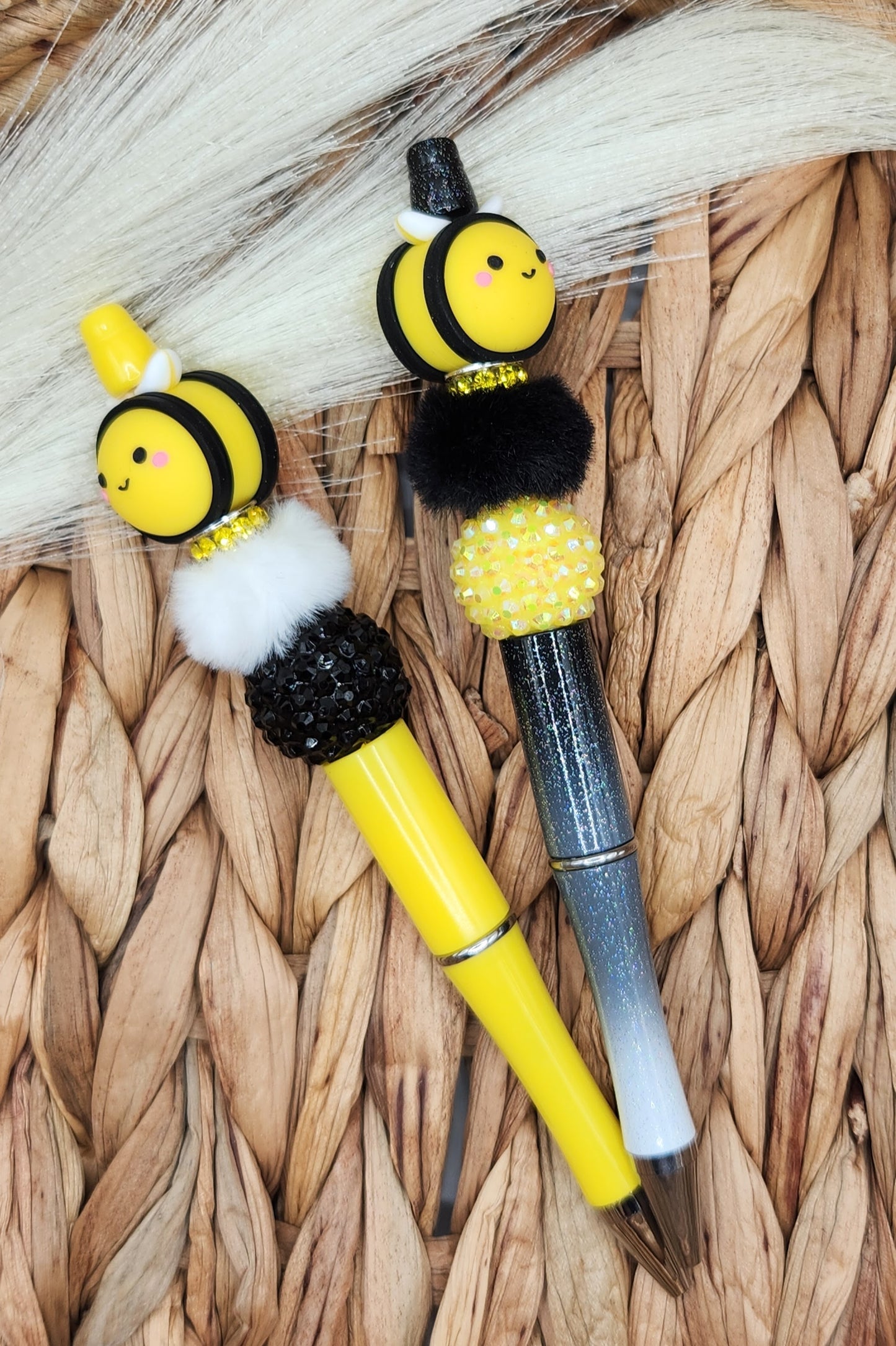 Pen-3D Bumble Bee (Black Ombre)