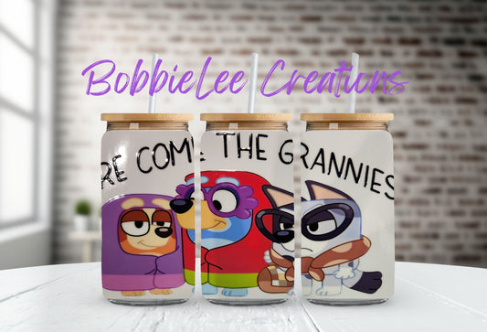 16oz Glass or Plastic Cup-Blue Dog Here Comes the Grannies