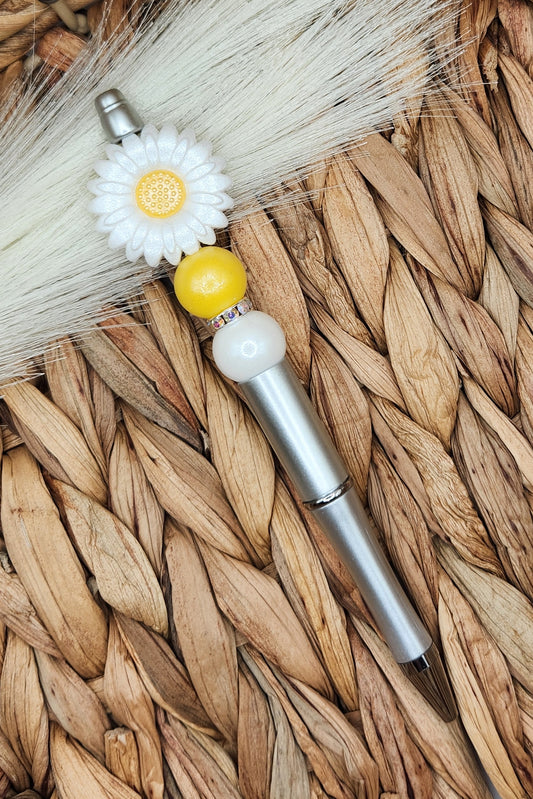 Pen-Daisy (White/Yellow Opal)