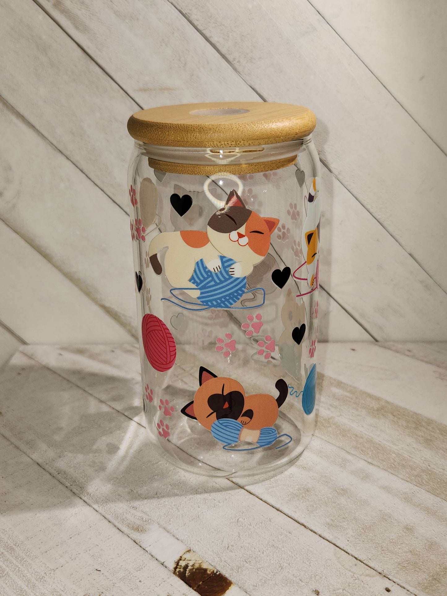 16oz Glass or Plastic Cup-Kittens & Yarn Balls