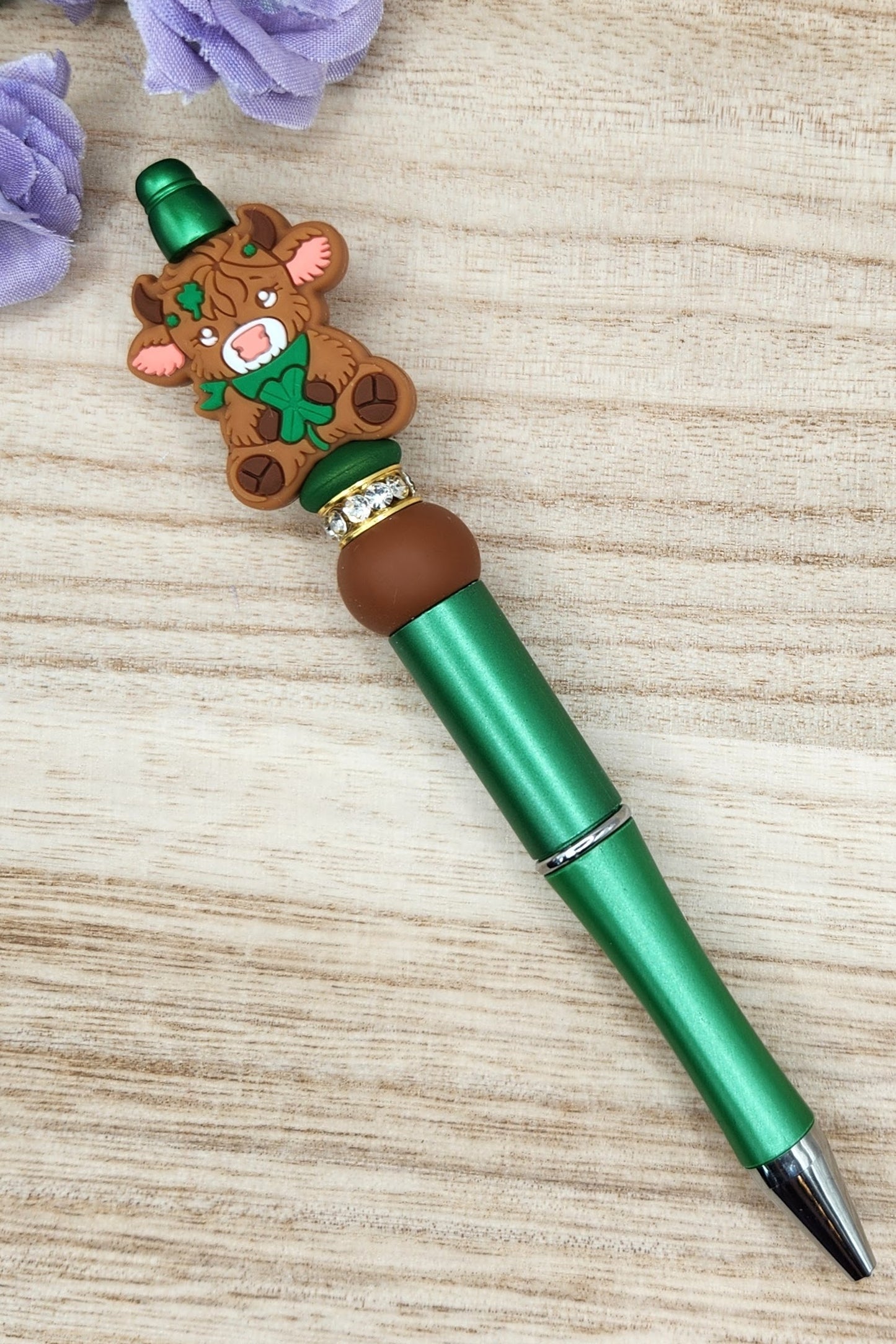 Pen-Lucky Highland Cow