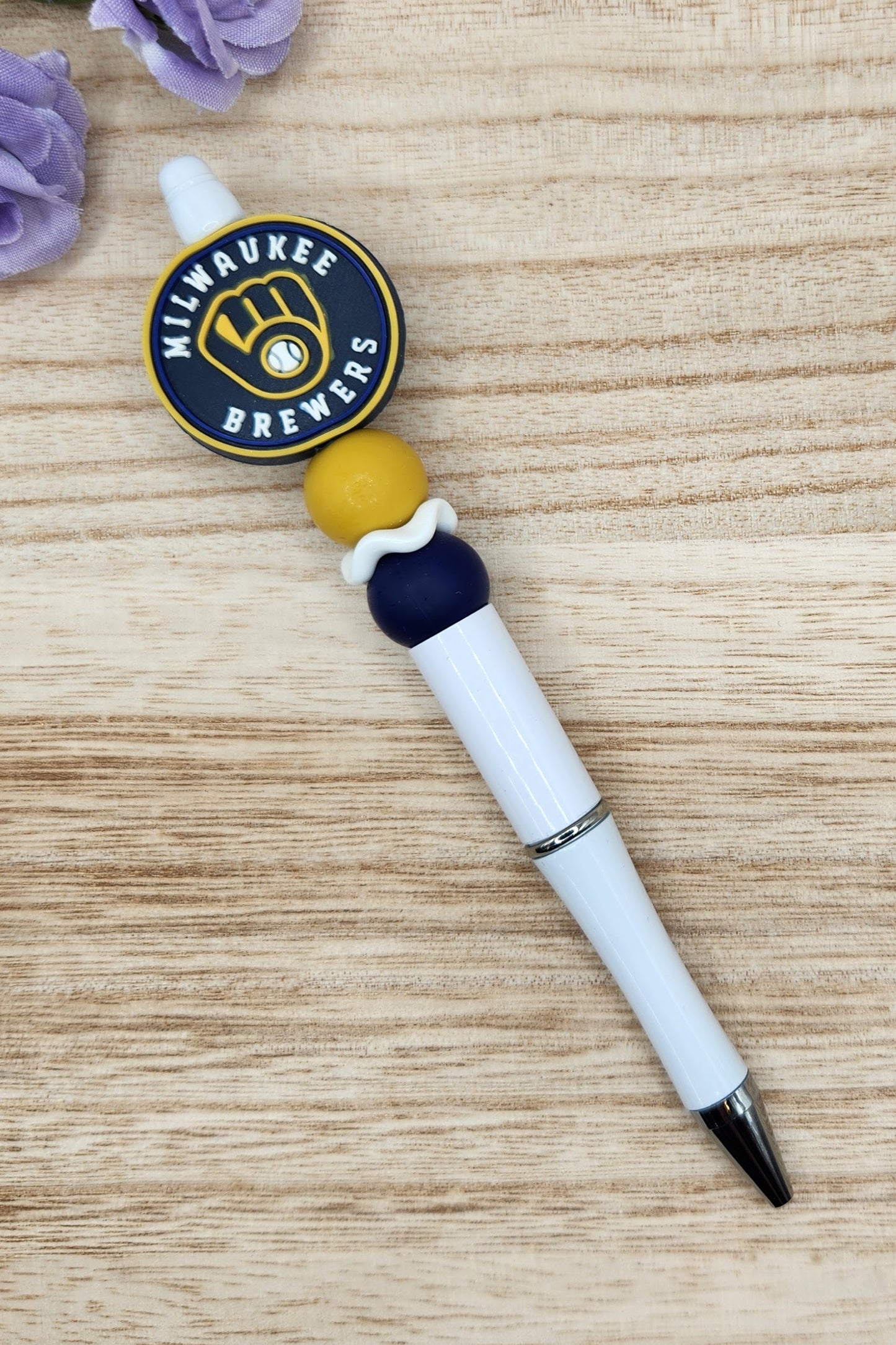 Pen-Milwaukee Brewers