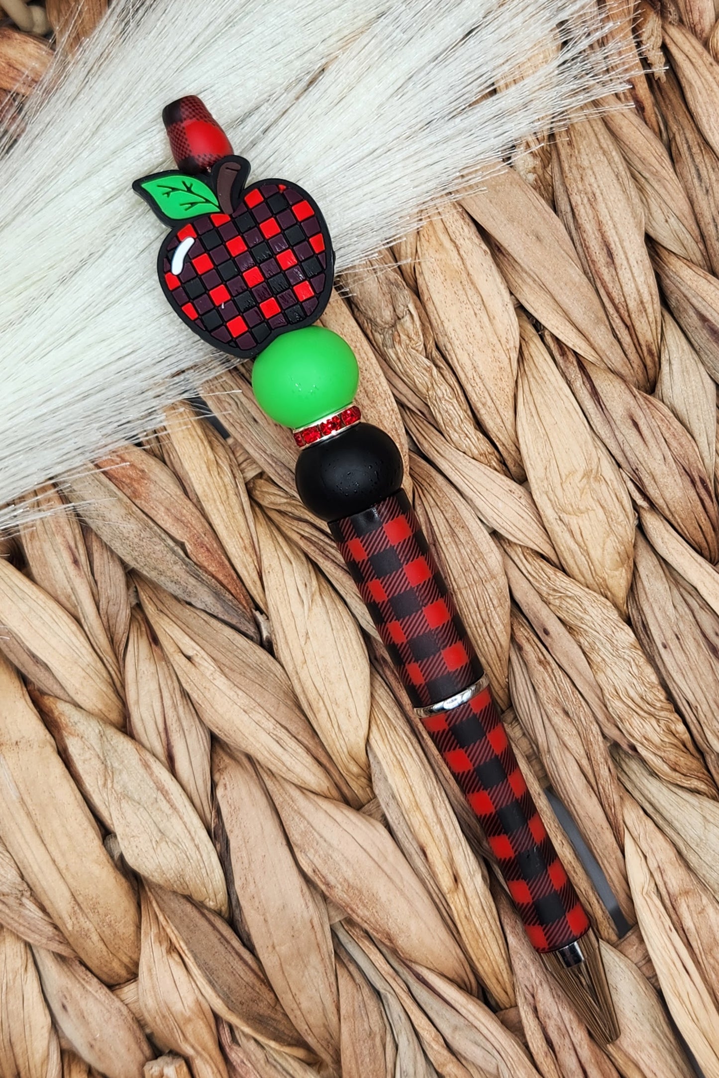 Pen-Buffalo Plaid Apple